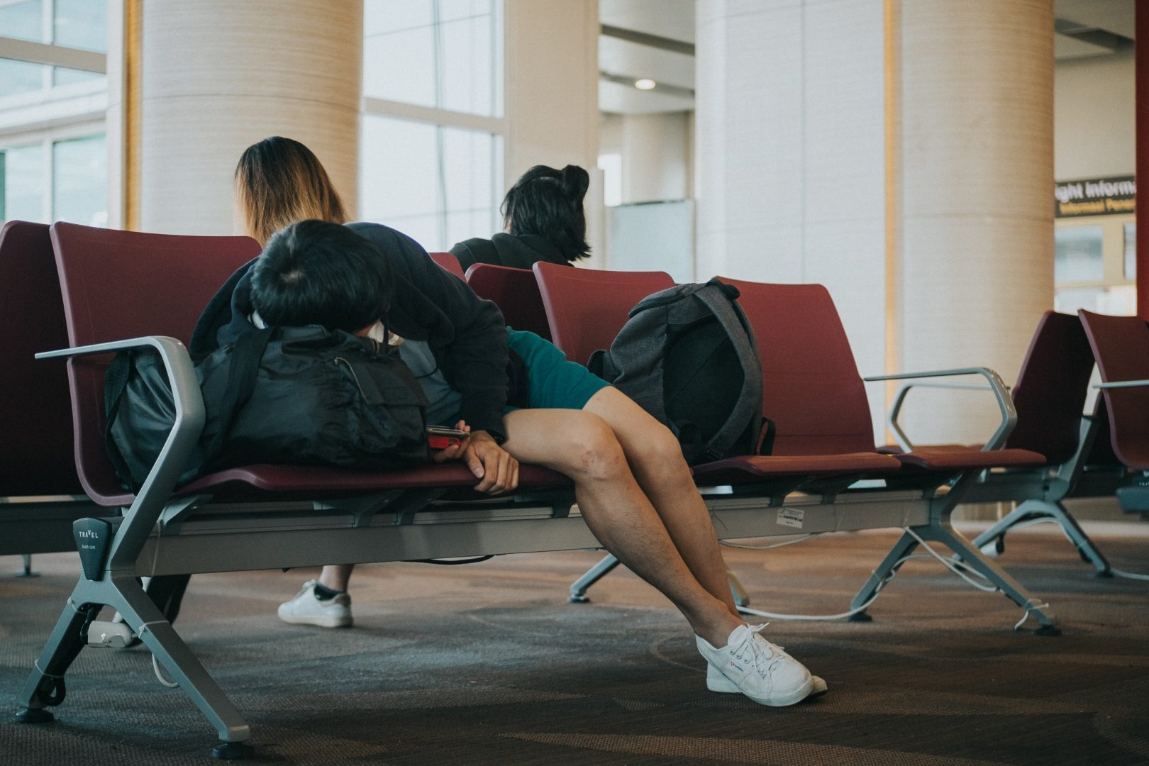 slapen vliegveld jetlag slapen-vliegveld-jetlag